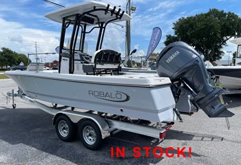 2024 Robalo 226 Cayman Solid Alloy Boat